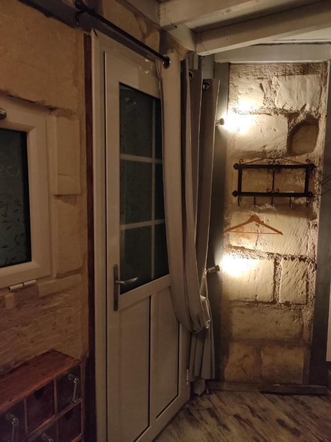 Les Troglos De Beaulieu Loches Exterior foto